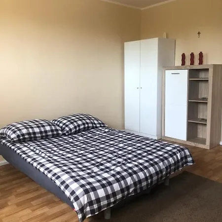 2km From The Old Town Apartment Gdansk